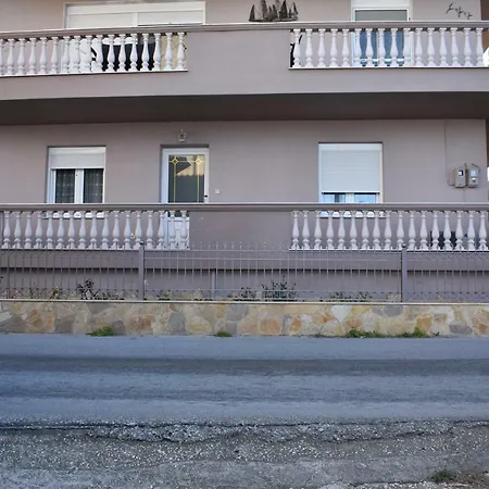 Holiday home Roses *